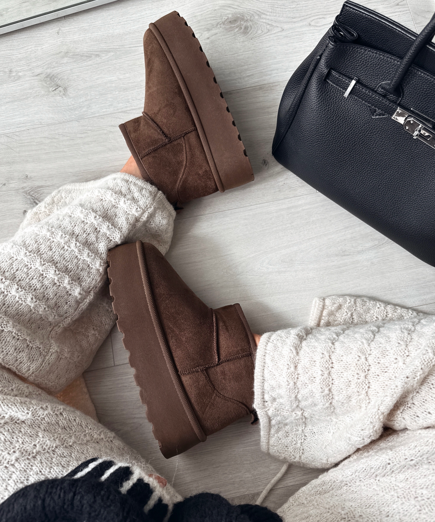 Gefütterte Plateau Boots Nina Dunkelbraun Ladypolitan ♡