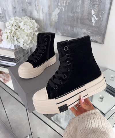 Plateau Sneaker Trana Schwarz Ladypolitan ♡