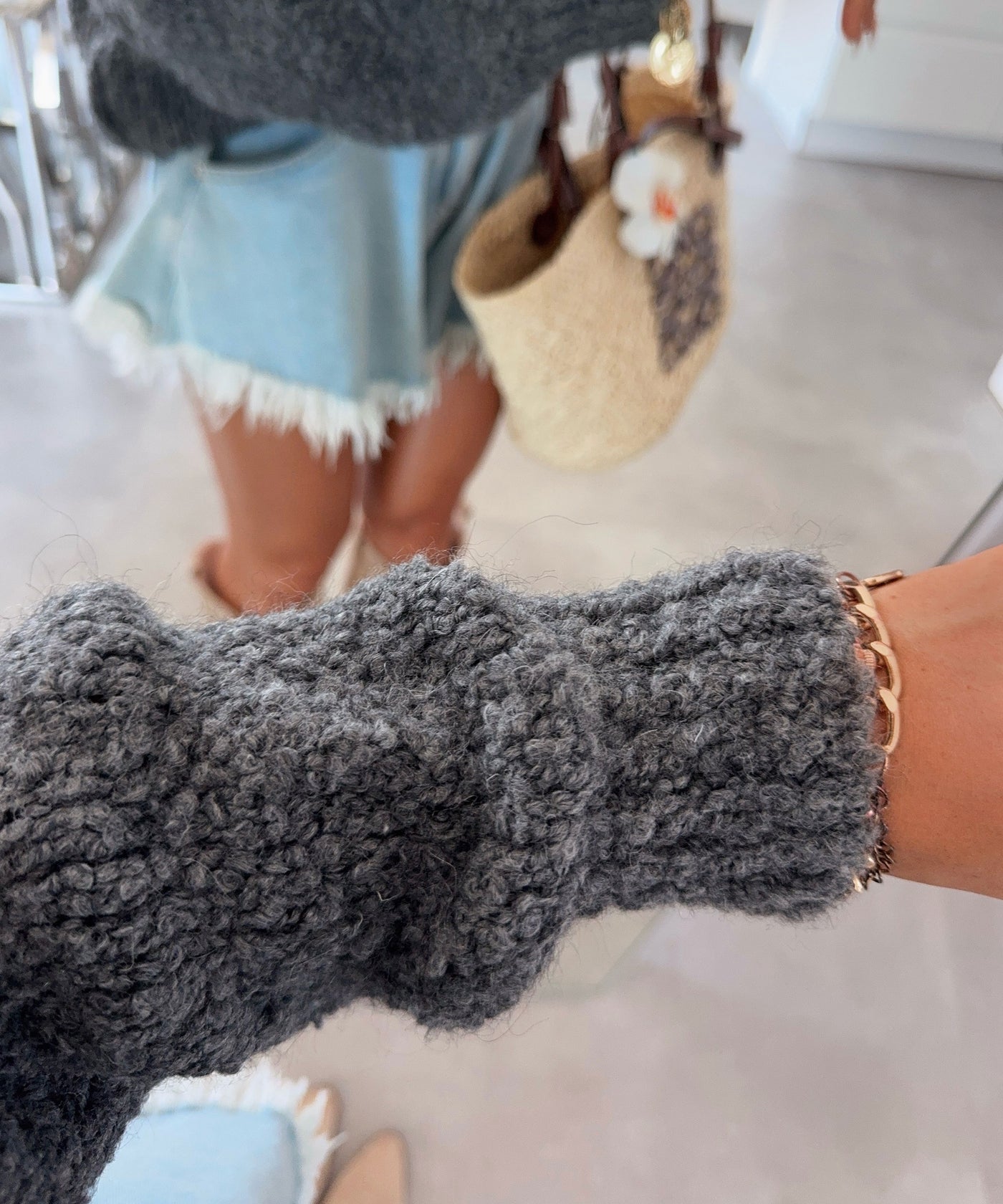 Boucle Cardigan Lalya Grau Ladypolitan ♡