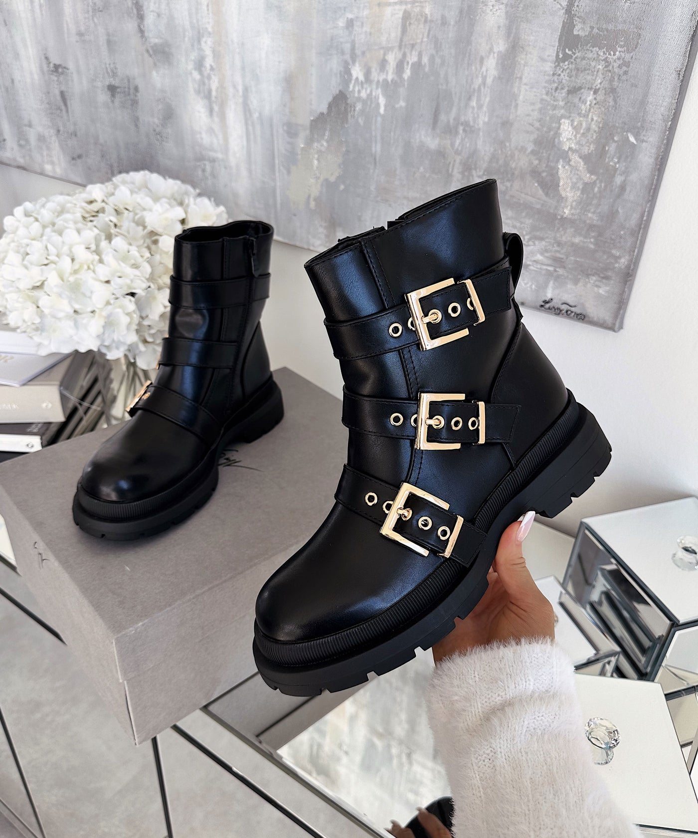 Boots Divinity Schwarz Gold  Ladypolitan ♡   