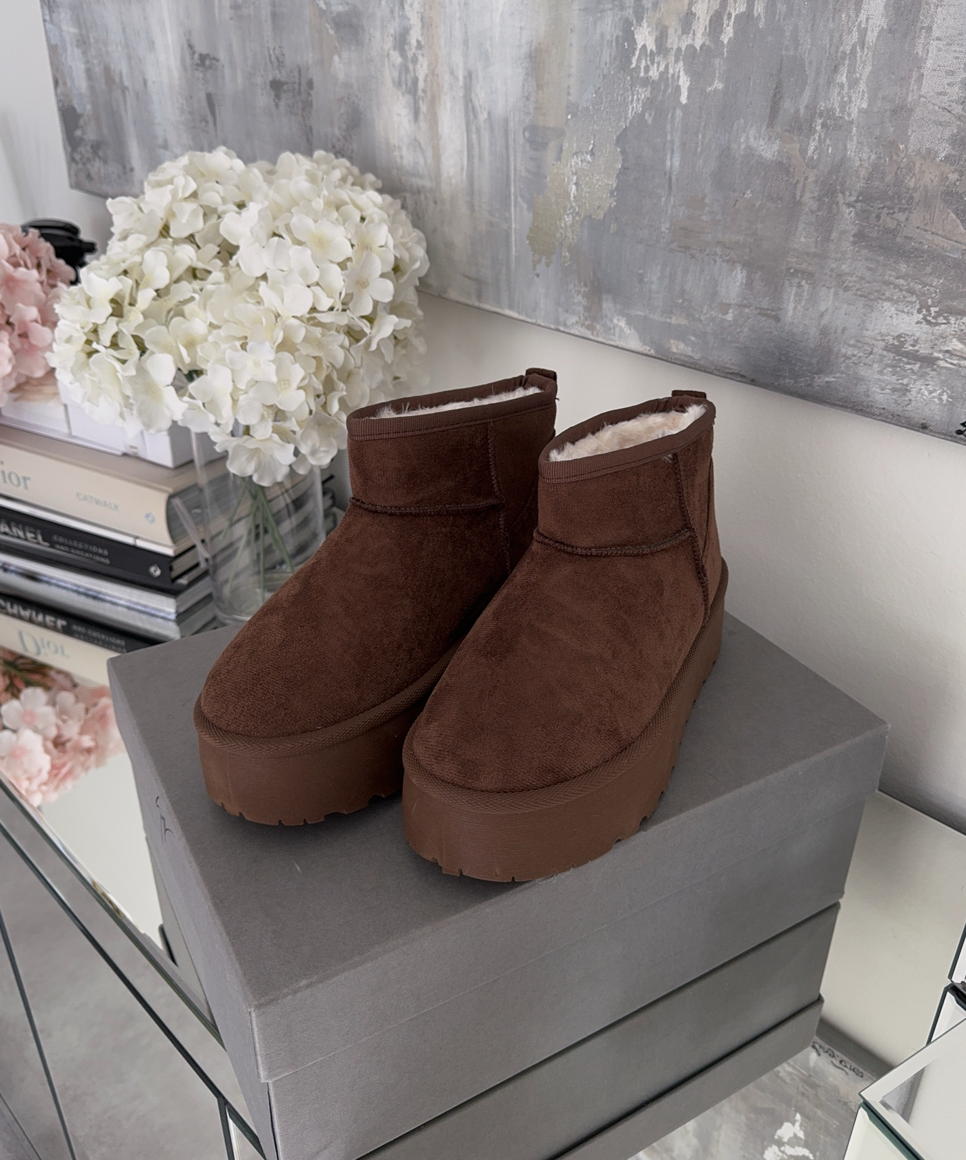 Lined platform boots dark brown