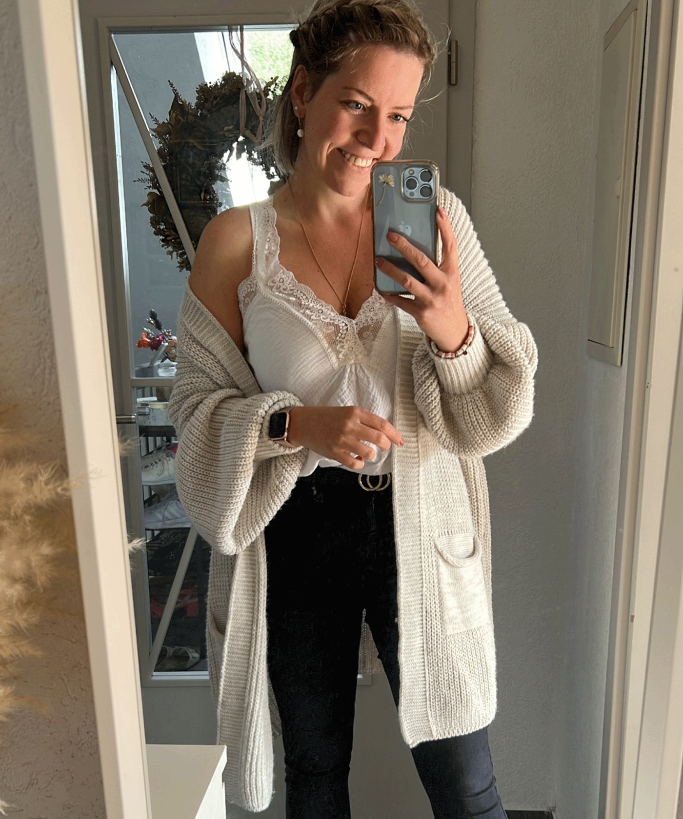 Cardigan Leilani Kurz Beige  Ladypolitan - Fashion Onlineshop für Damen   