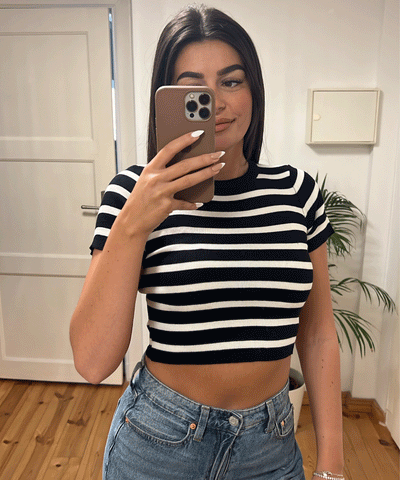 Crop T-Shirt Maite Schwarz  Ladypolitan ♡   