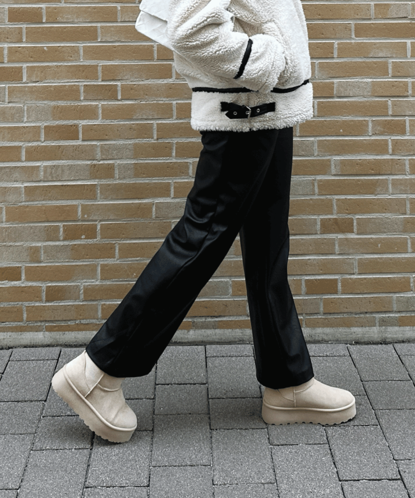 Gefütterte Plateau Boots Nina Beige  Ladypolitan ♡   