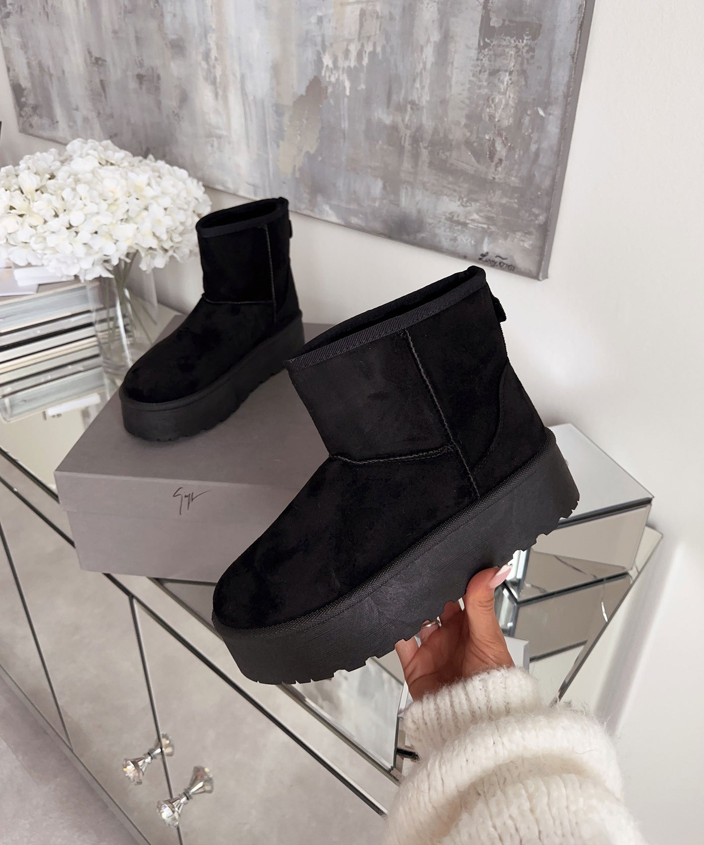 Gefütterte Plateau Boots Railey Hoch Schwarz  Ladypolitan ♡   
