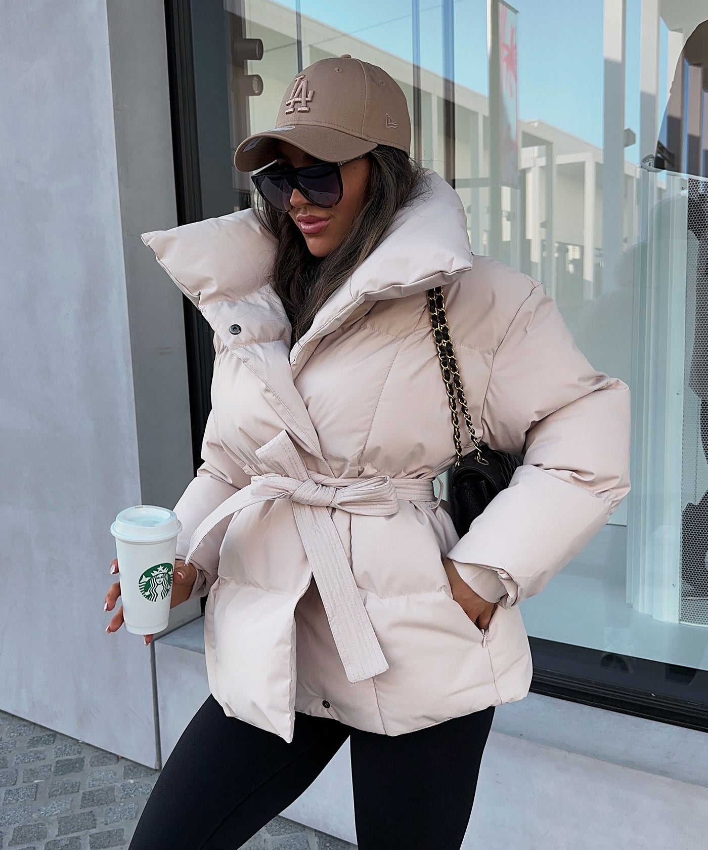 Jacke Kyleih Kurz Beige  Ladypolitan - Fashion Onlineshop für Damen   