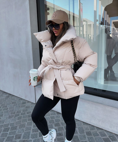 Jacke Kyleih Kurz Beige  Ladypolitan - Fashion Onlineshop für Damen   