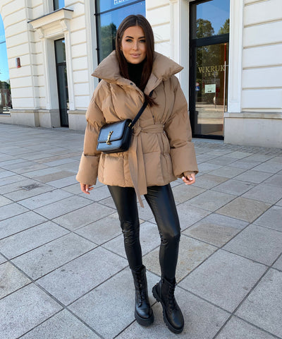 Jacke Kyleih Kurz Camel  Ladypolitan - Fashion Onlineshop für Damen   