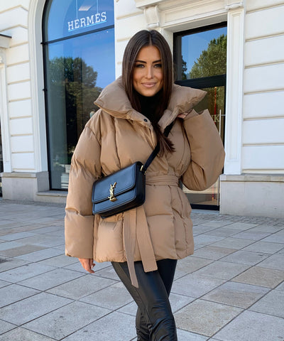 Jacke Kyleih Kurz Camel  Ladypolitan - Fashion Onlineshop für Damen   