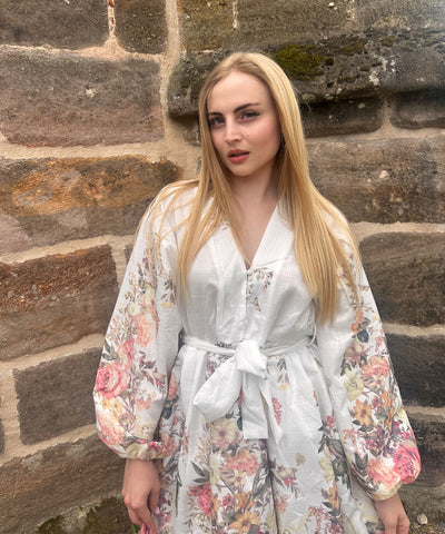 Kleid Loua Vintage Weiß Ladypolitan ♡