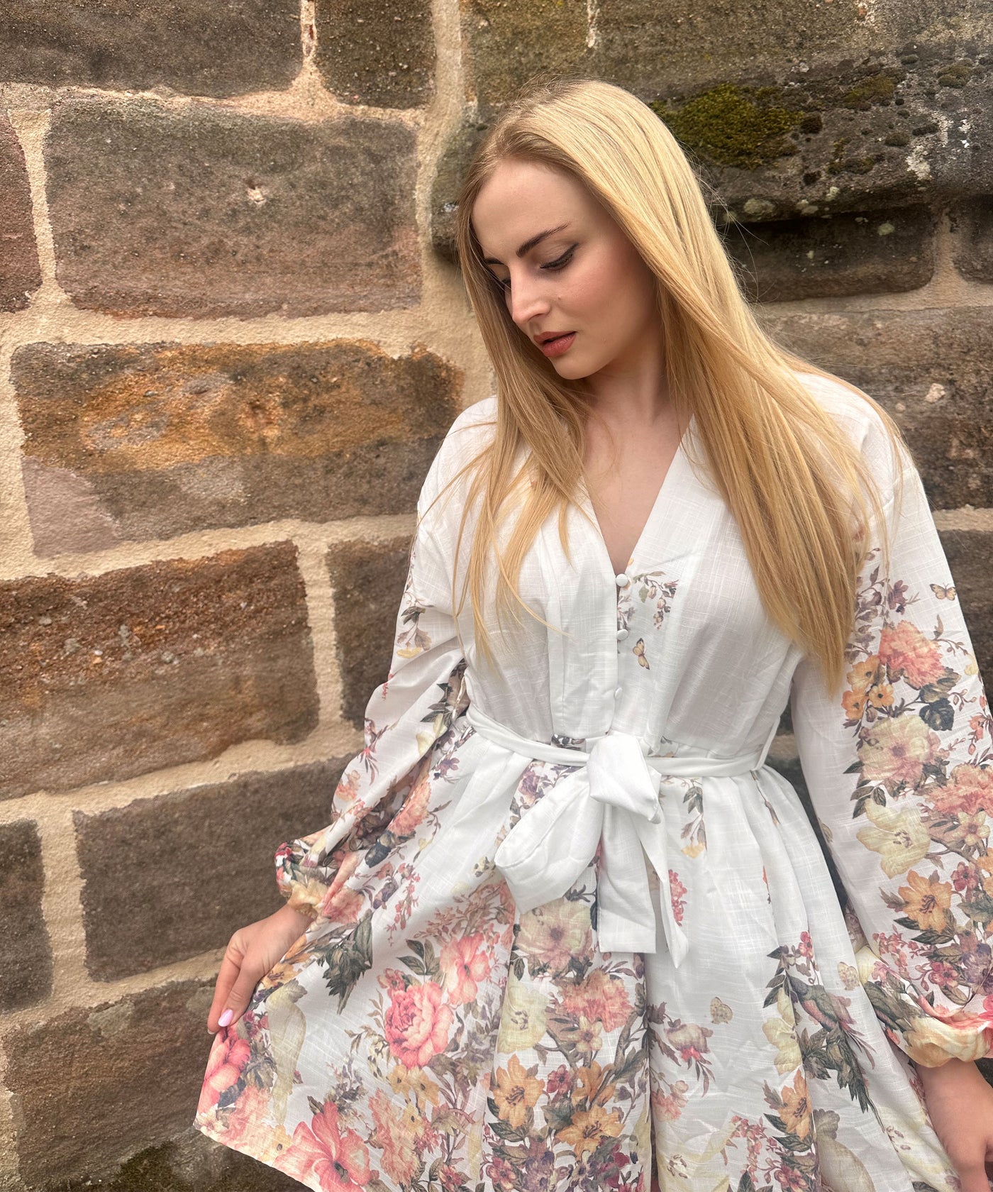 Kleid Loua Vintage Weiß Ladypolitan ♡