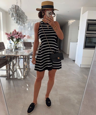 Kleid Zahira Streifen Schwarz Ladypolitan ♡