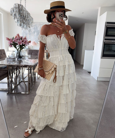 Kleid mit Volant Rumer Cremeweiß Ladypolitan ♡
