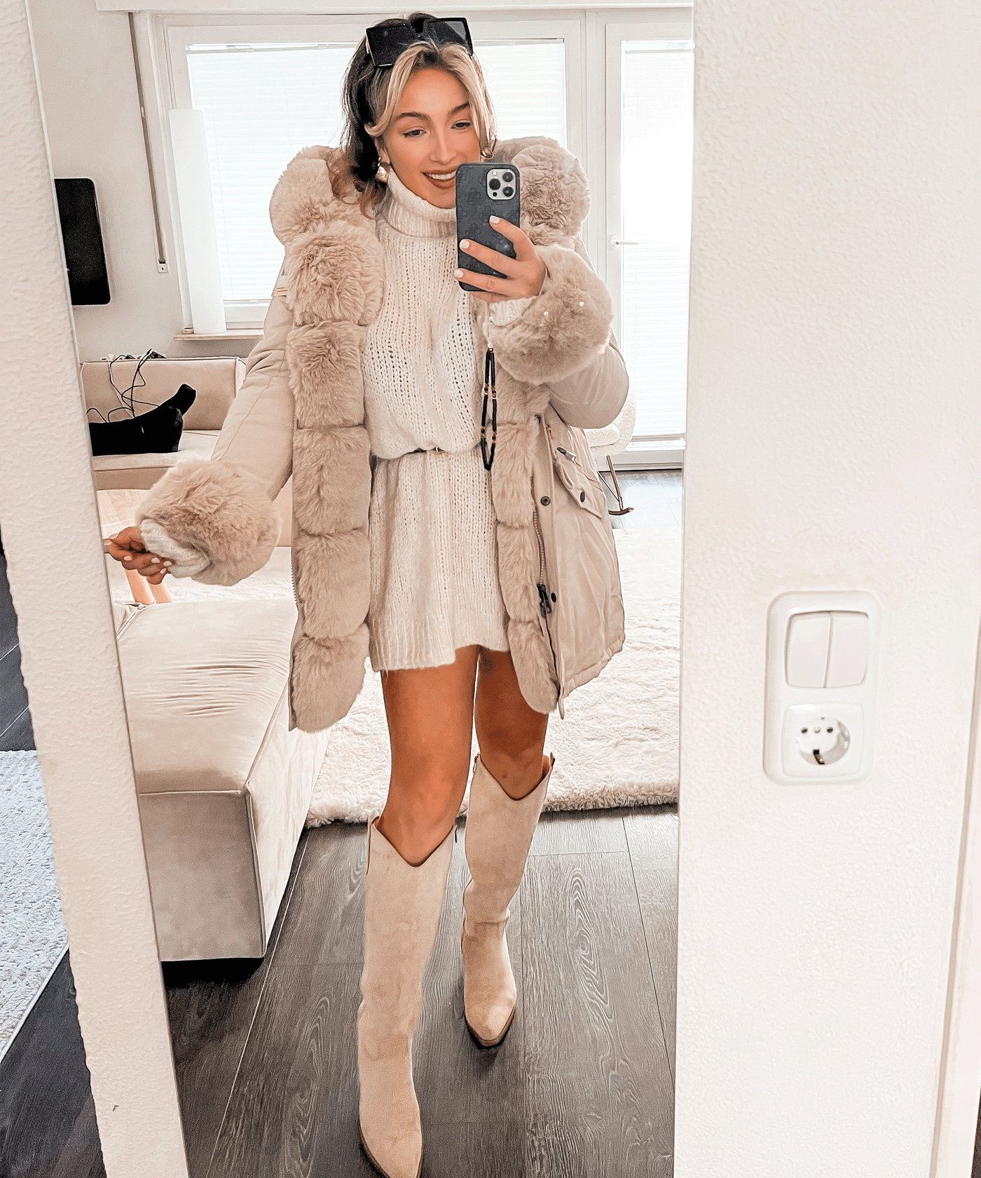 Kunstpelzjacke Glamour Beige  Ladypolitan - Fashion Onlineshop für Damen   