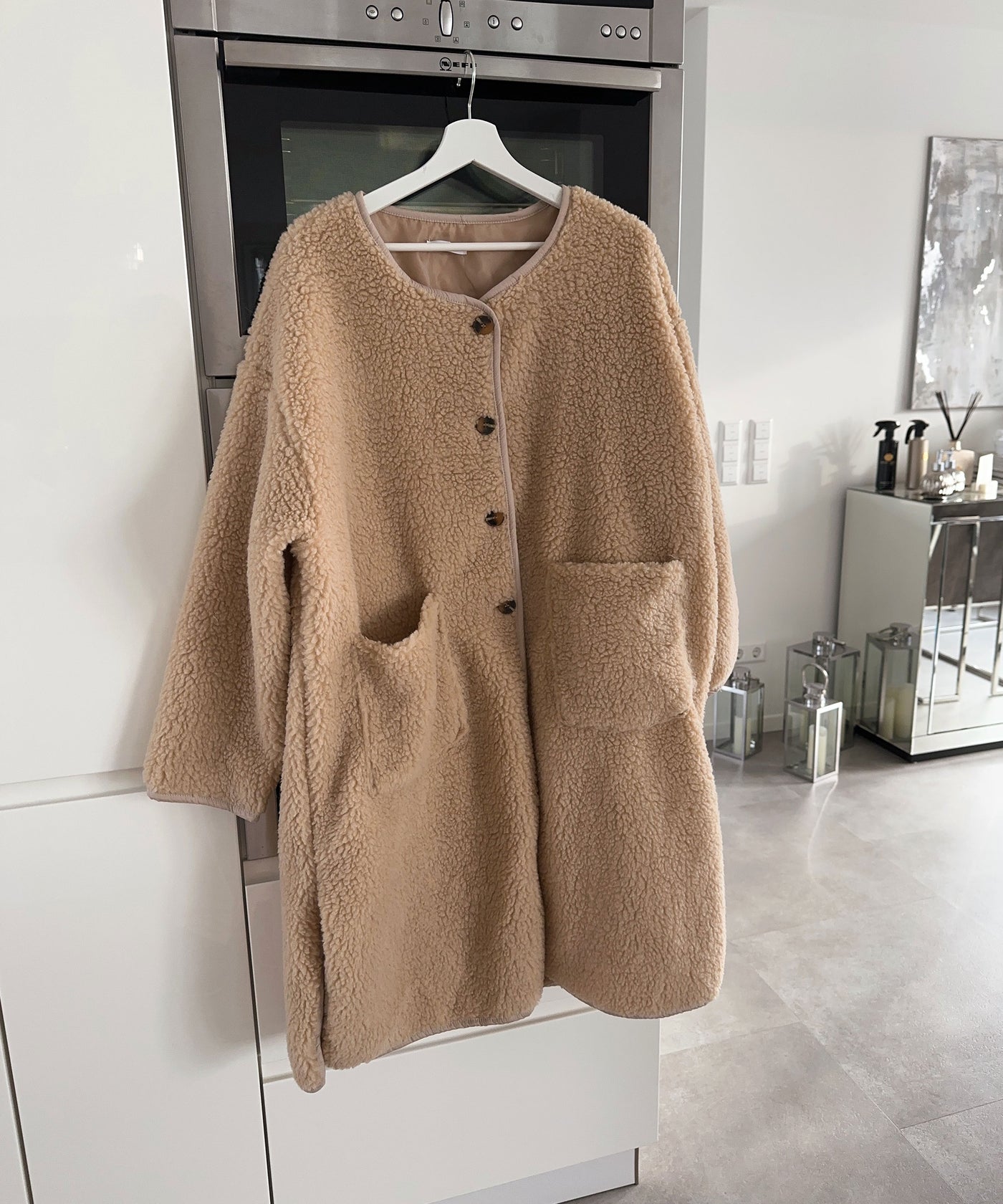 Lange Teddyjacke Ayana Braun  Ladypolitan ♡   