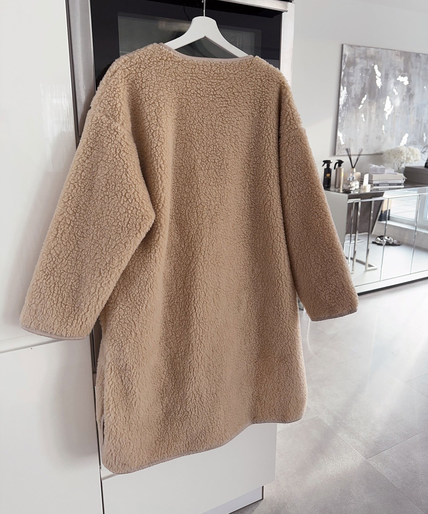 Lange Teddyjacke Ayana Braun  Ladypolitan ♡   