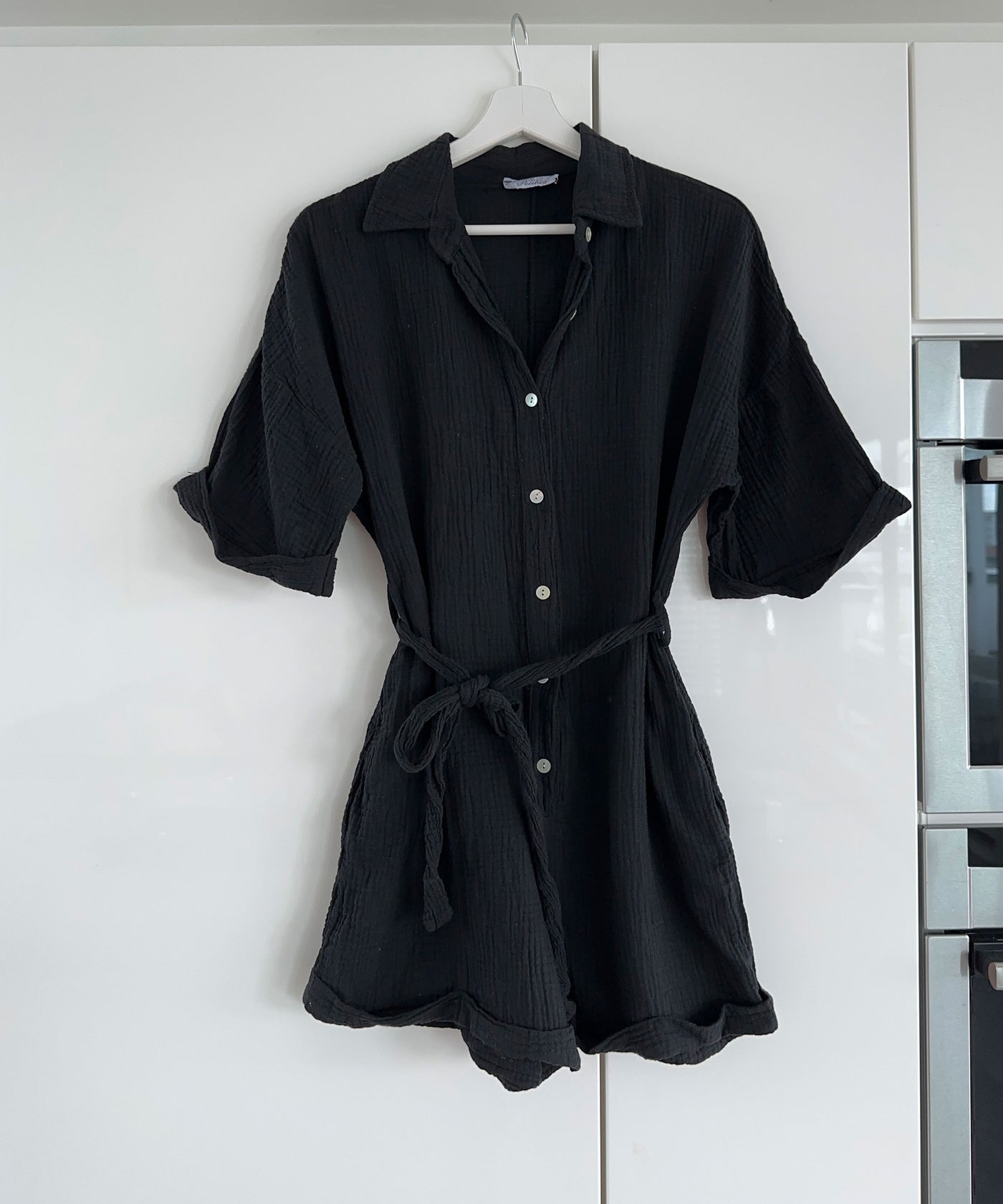 Musselin Jumpsuit Stelani Schwarz  Ladypolitan - Fashion Onlineshop für Damen   