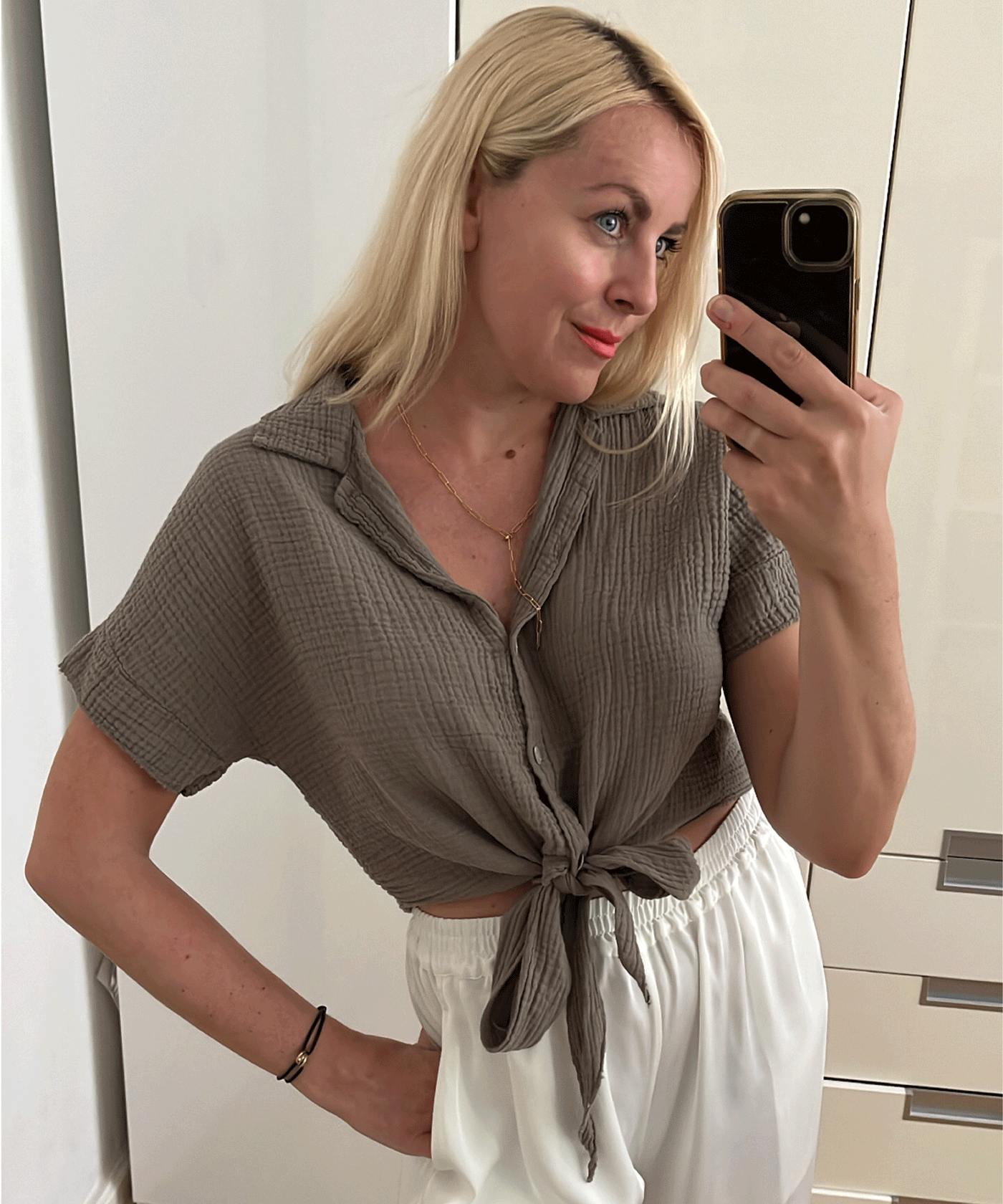 Musselin T-Shirt Knoten Taupe  Ladypolitan ♡   