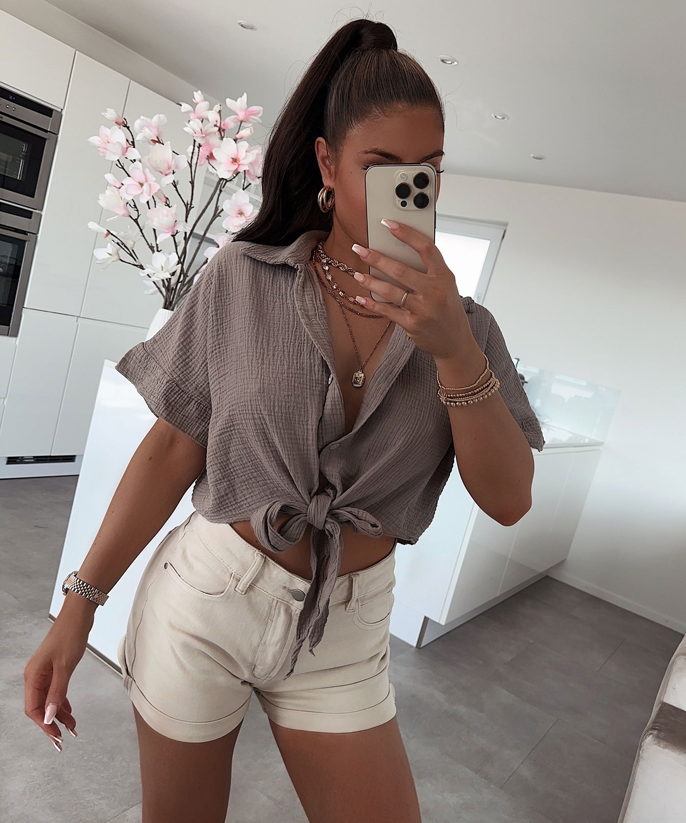 Musselin T-Shirt Knoten Taupe  Ladypolitan ♡   