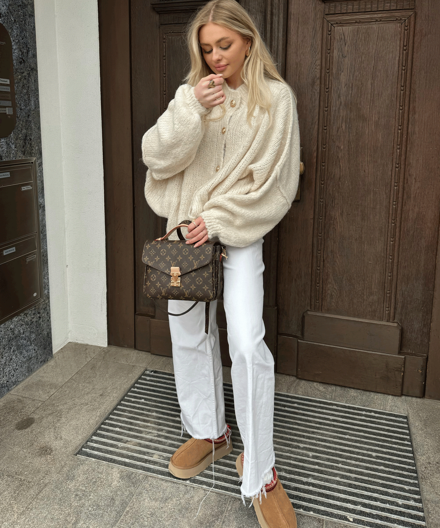 Oversize Strickjacke Jalsien Beige  Ladypolitan ♡   