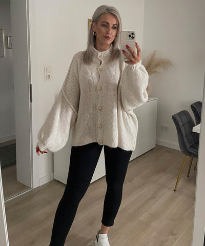 Oversize Strickjacke Jalsien Beige  Ladypolitan ♡   