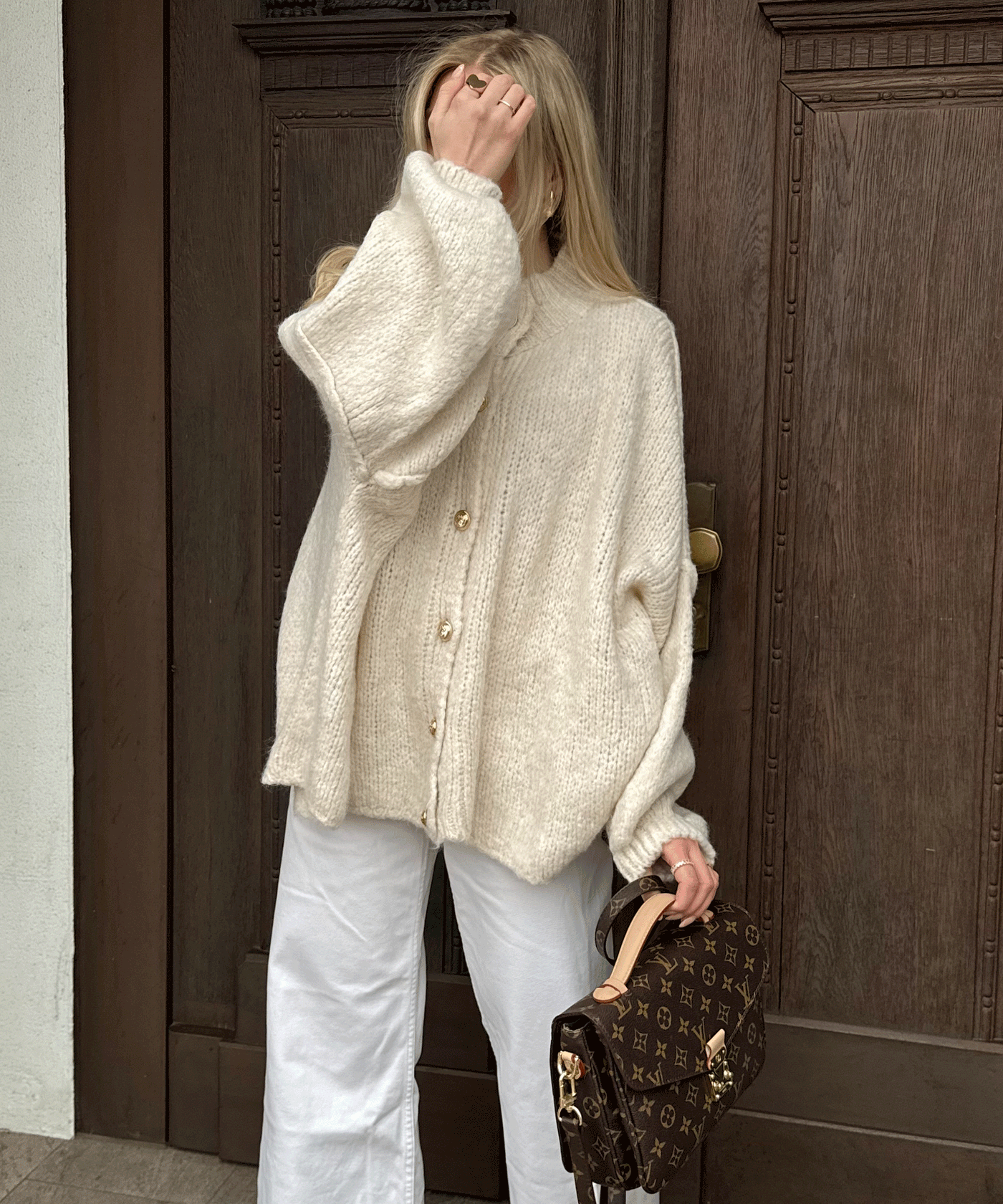 Oversize Strickjacke Jalsien Beige  Ladypolitan ♡   