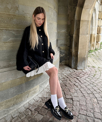 Oversize Strickjacke Jalsien Schwarz  Ladypolitan ♡   
