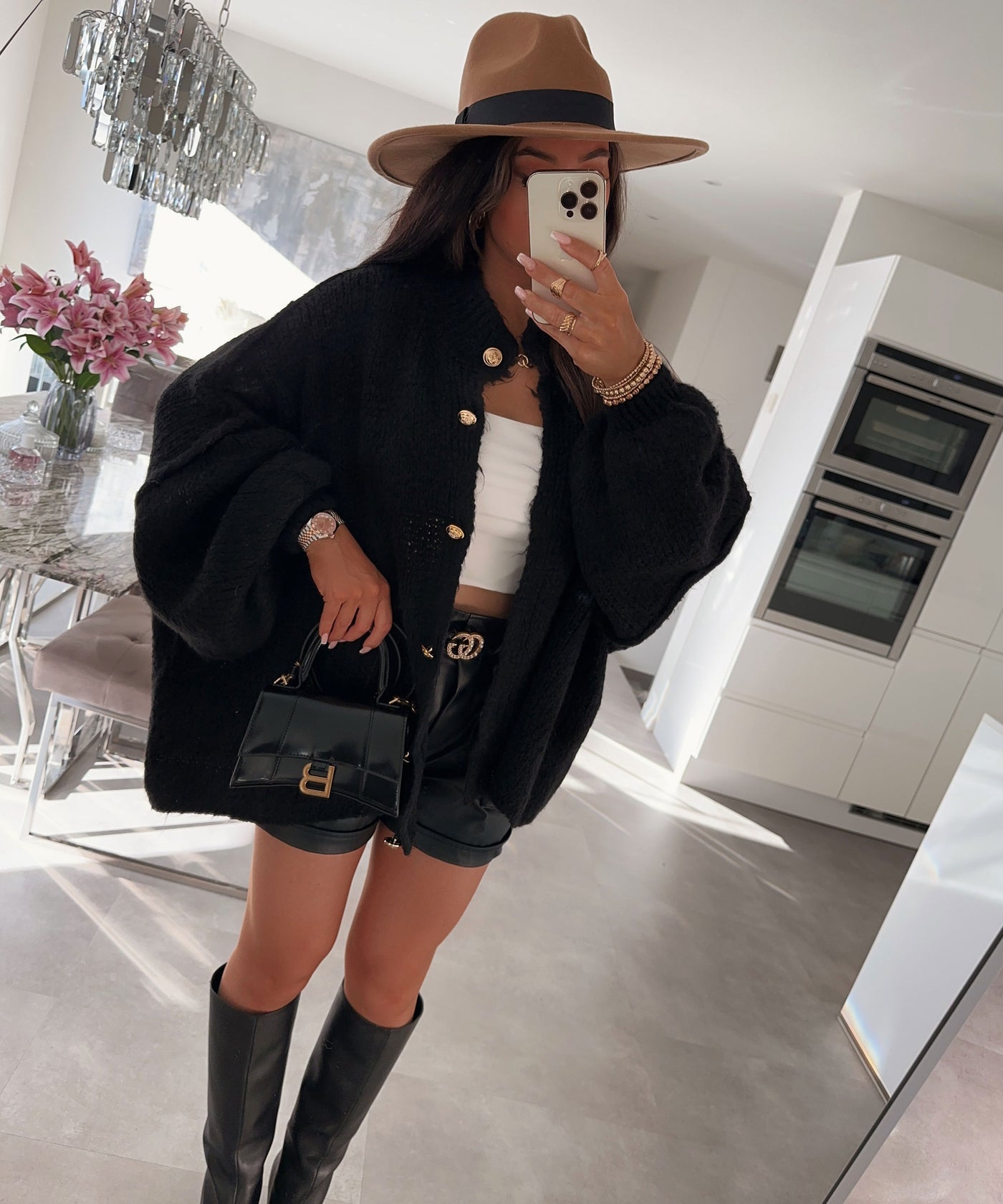 Oversize Strickjacke Jalsien Schwarz  Ladypolitan ♡   