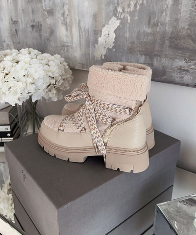 Teddyfell Stiefel Alani Beige  Ladypolitan ♡   