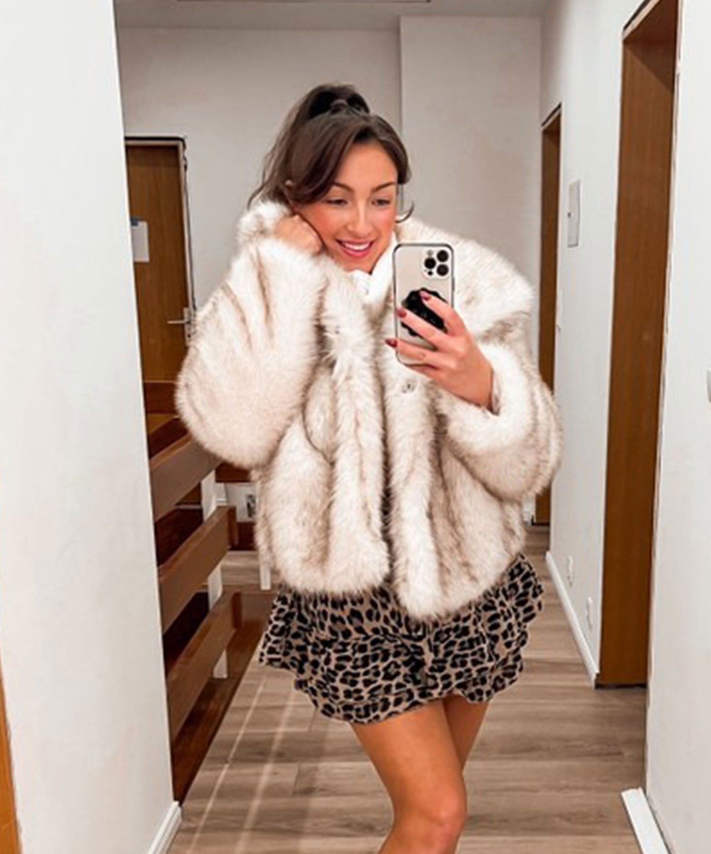 Felljacke Anastasia Weiß