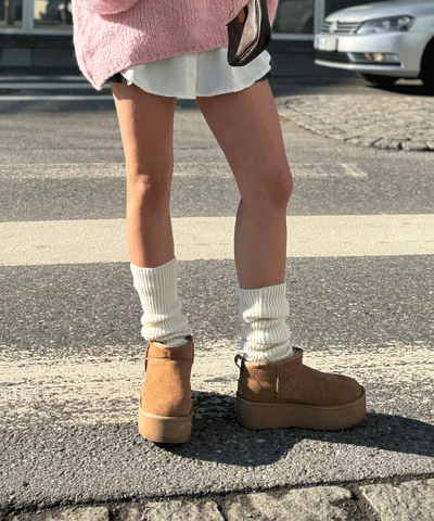 Gefütterte Plateau Boots Nina Chestnut  Ladypolitan ♡   