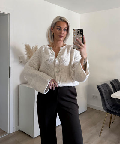 Cardigan Dania Beige Ladypolitan ♡