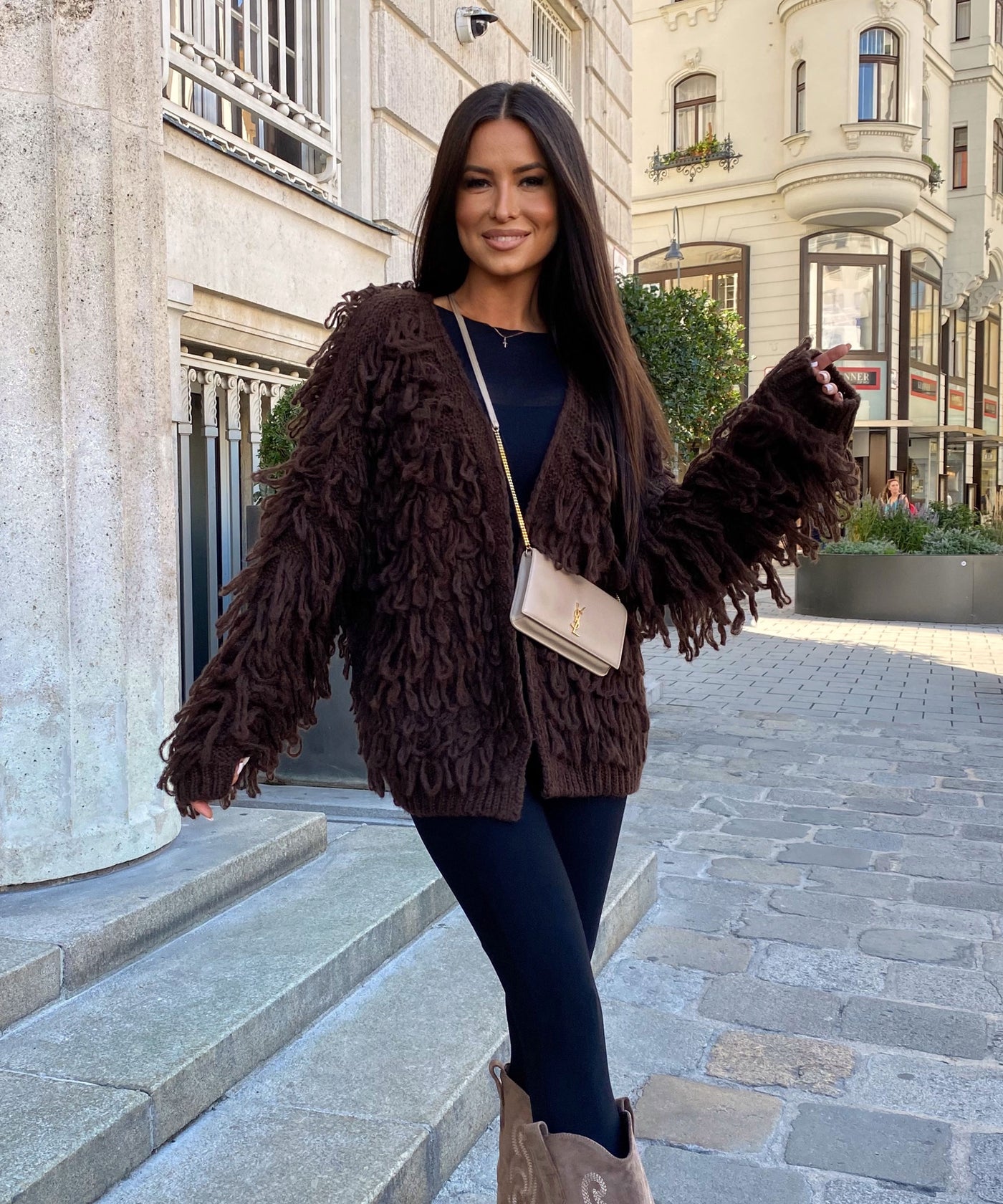 Cardigan Deria Dunkelbraun