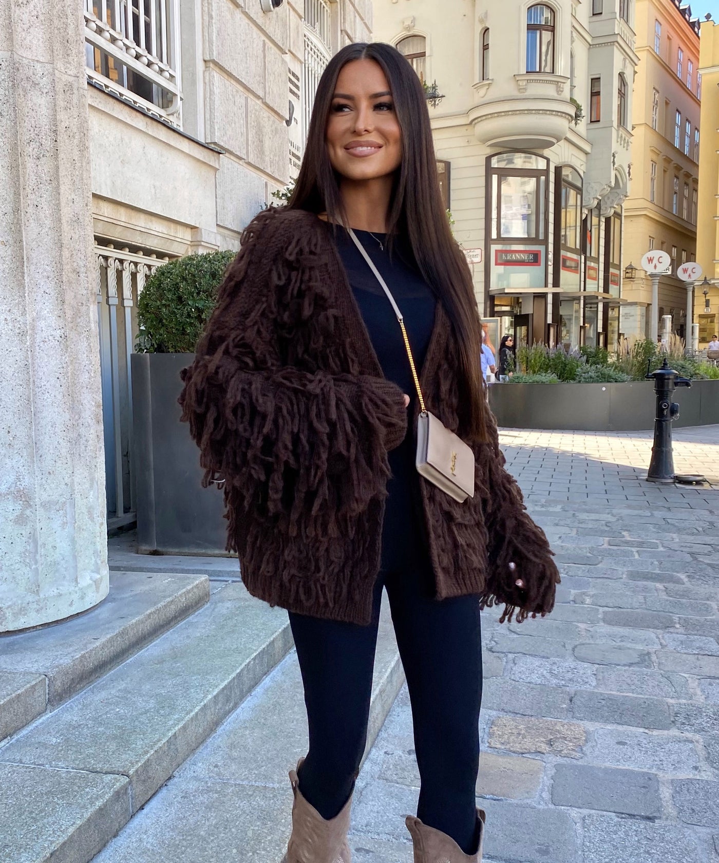 Cardigan Deria Dunkelbraun