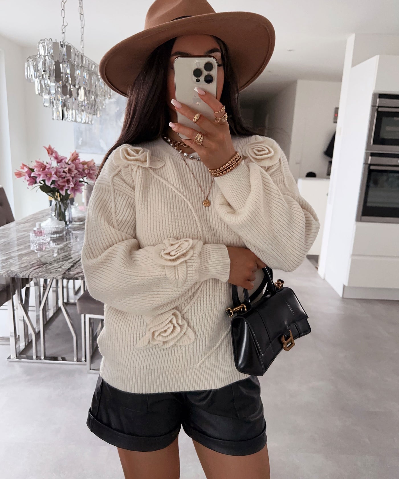 Pullover Estella Beige  Ladypolitan ♡   