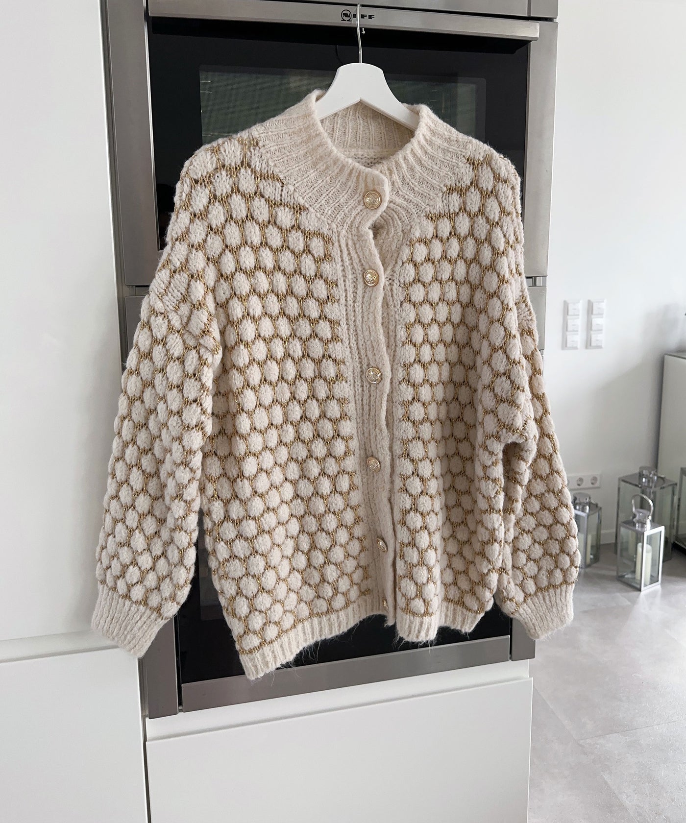 Oversize Strickjacke Jalsien Beige Gold  Ladypolitan ♡   