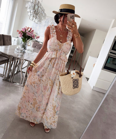 Maxi Kleid Lunara Beige Ladypolitan ♡