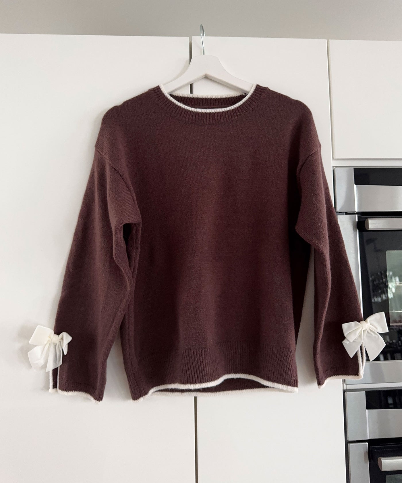 Pullover mit Schleifen Niri Braun