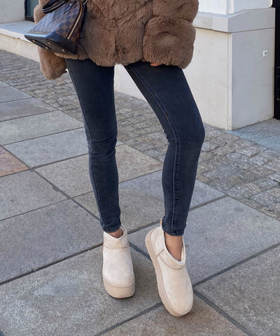 Gefütterte Plateau Boots Nina Beige  Ladypolitan ♡   