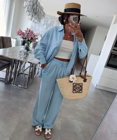 Leinenbluse Nell Hellblau Ladypolitan ♡