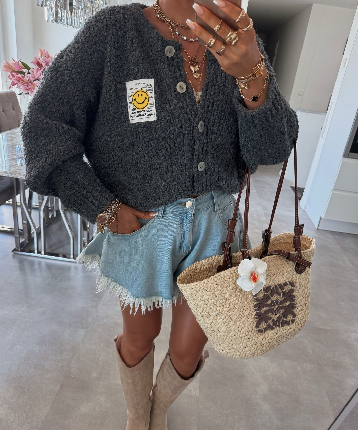 Boucle Cardigan Lalya Grau Ladypolitan ♡