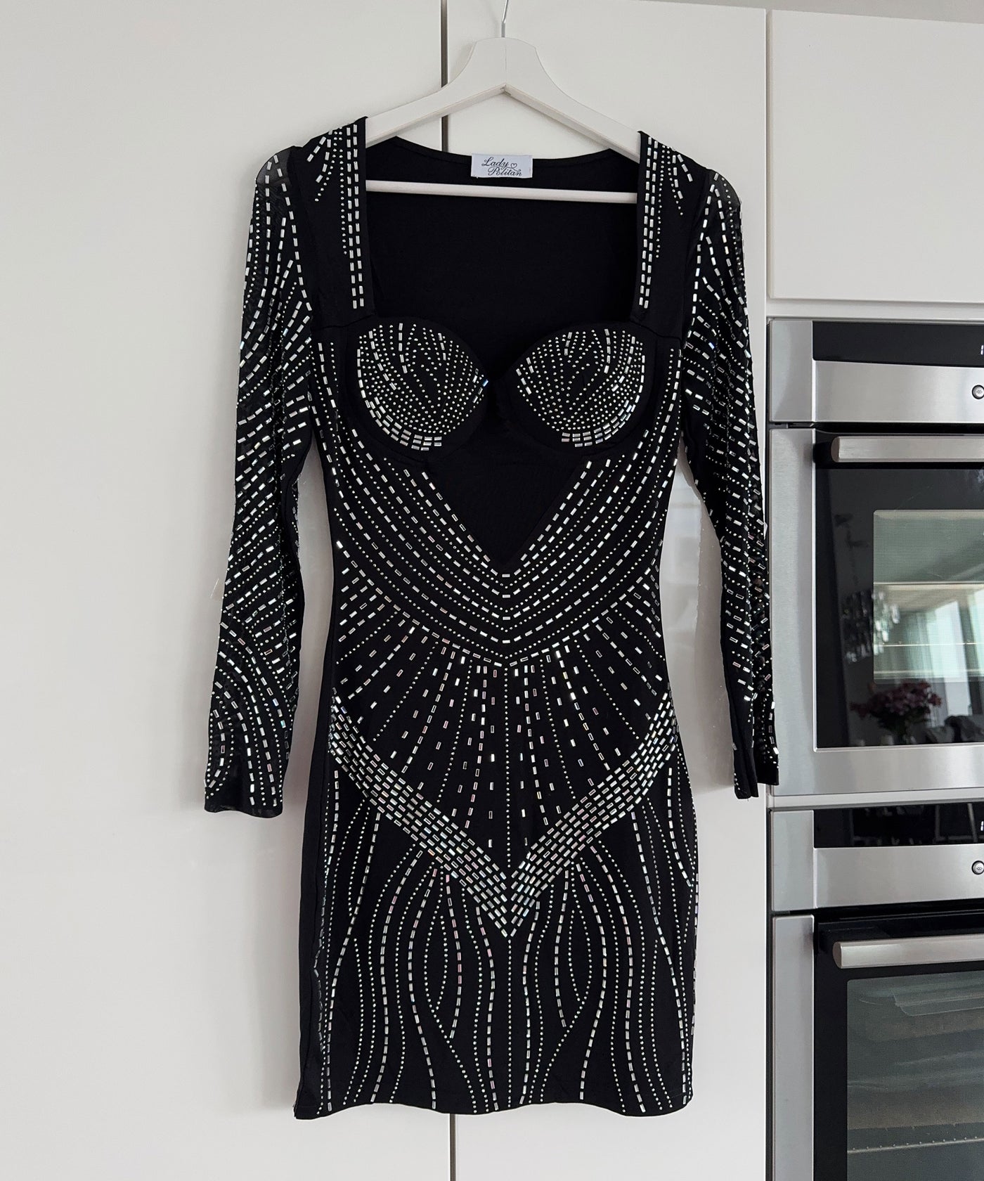 Glitzer Kleid Palina Schwarz Ladypolitan ♡