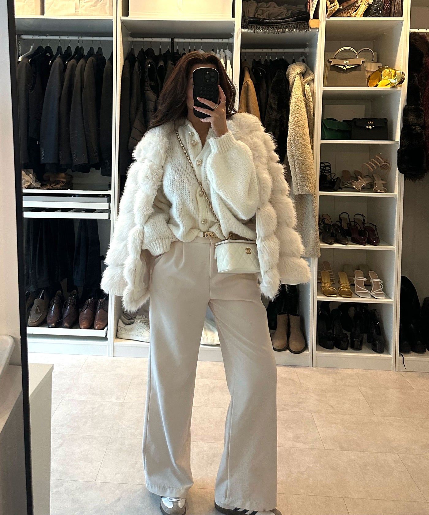 Oversize Strickjacke Jalsi Kurz Weiß