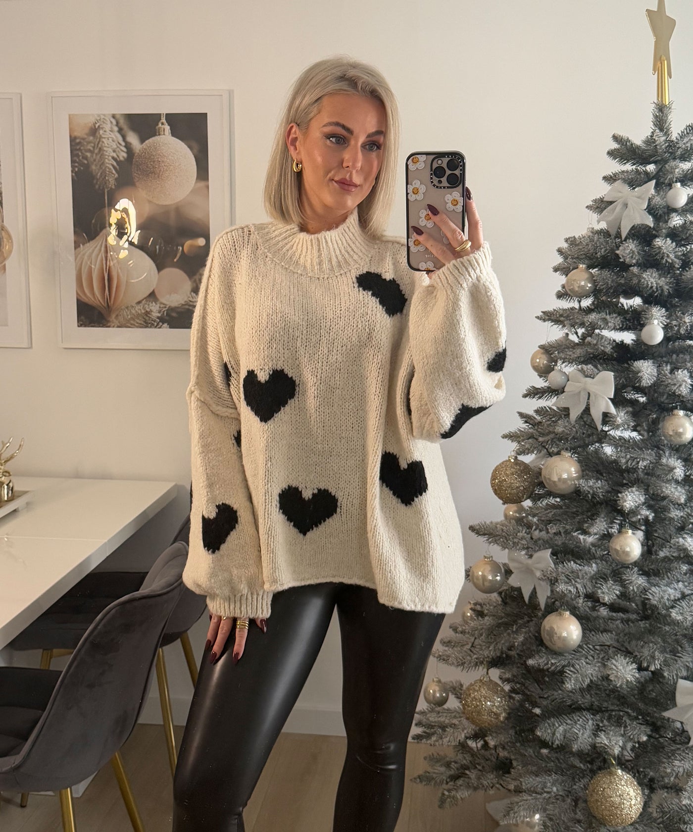 Oversize Pullover Nata Herz Beige Schwarz Ladypolitan ♡