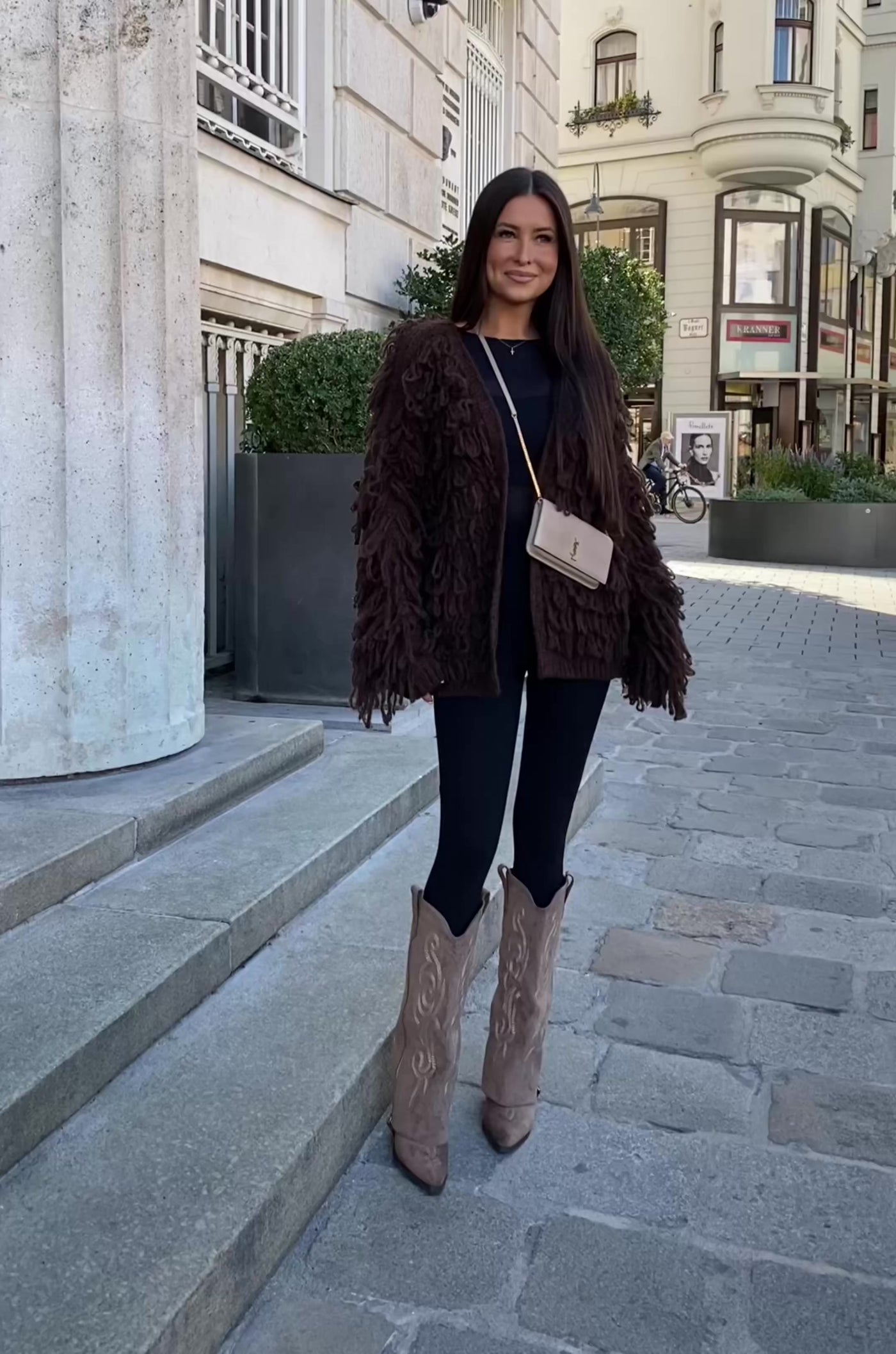 Cardigan Deria Dunkelbraun