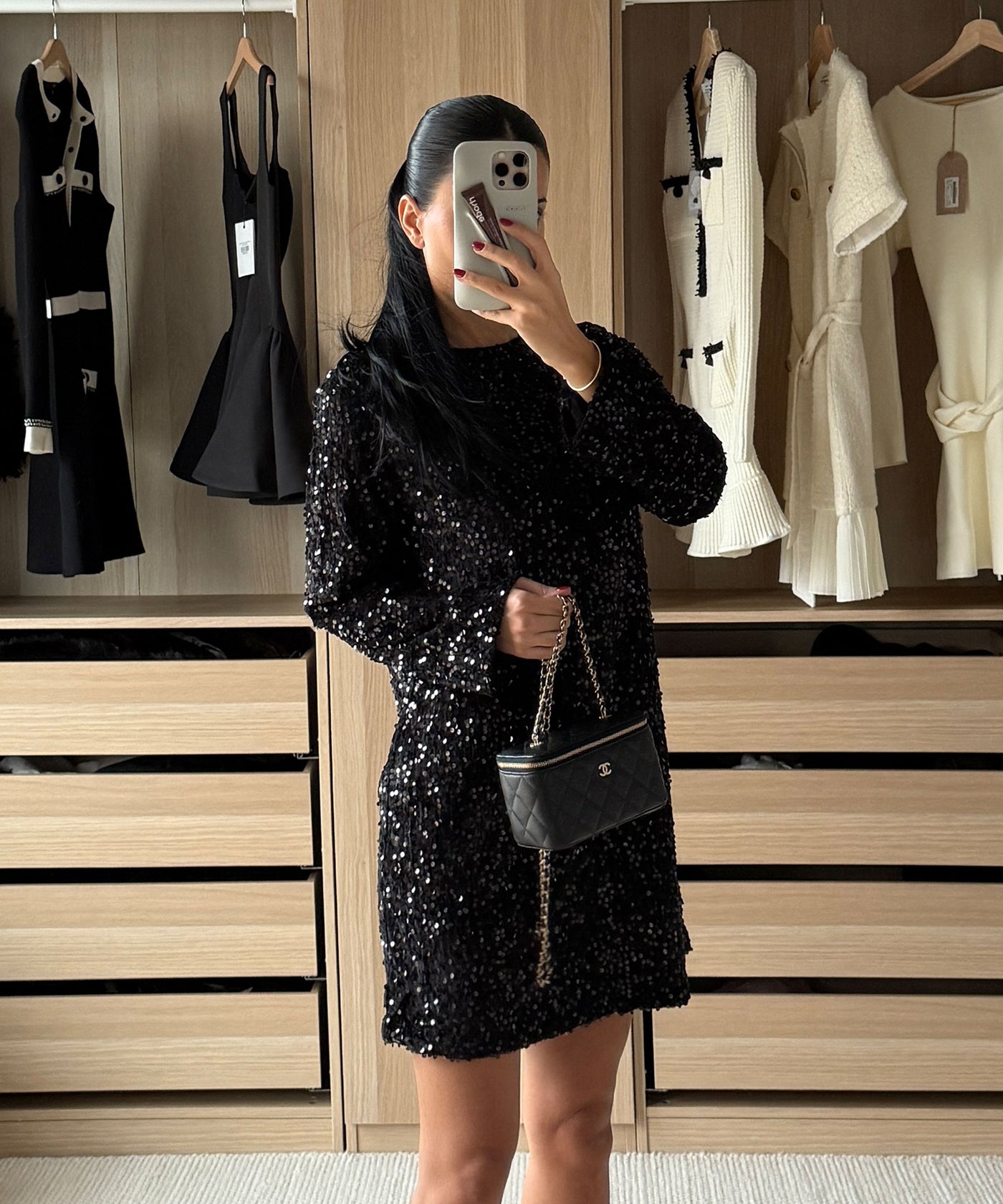 Pailletten Kleid Nessa Schwarz Ladypolitan ♡