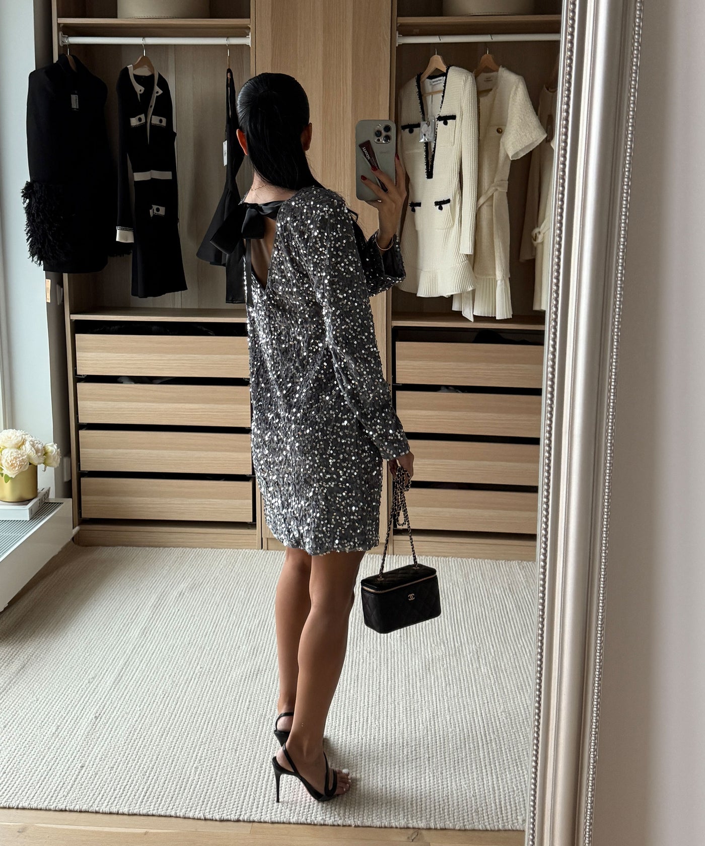 Pailletten Kleid Nessa Silber Ladypolitan ♡