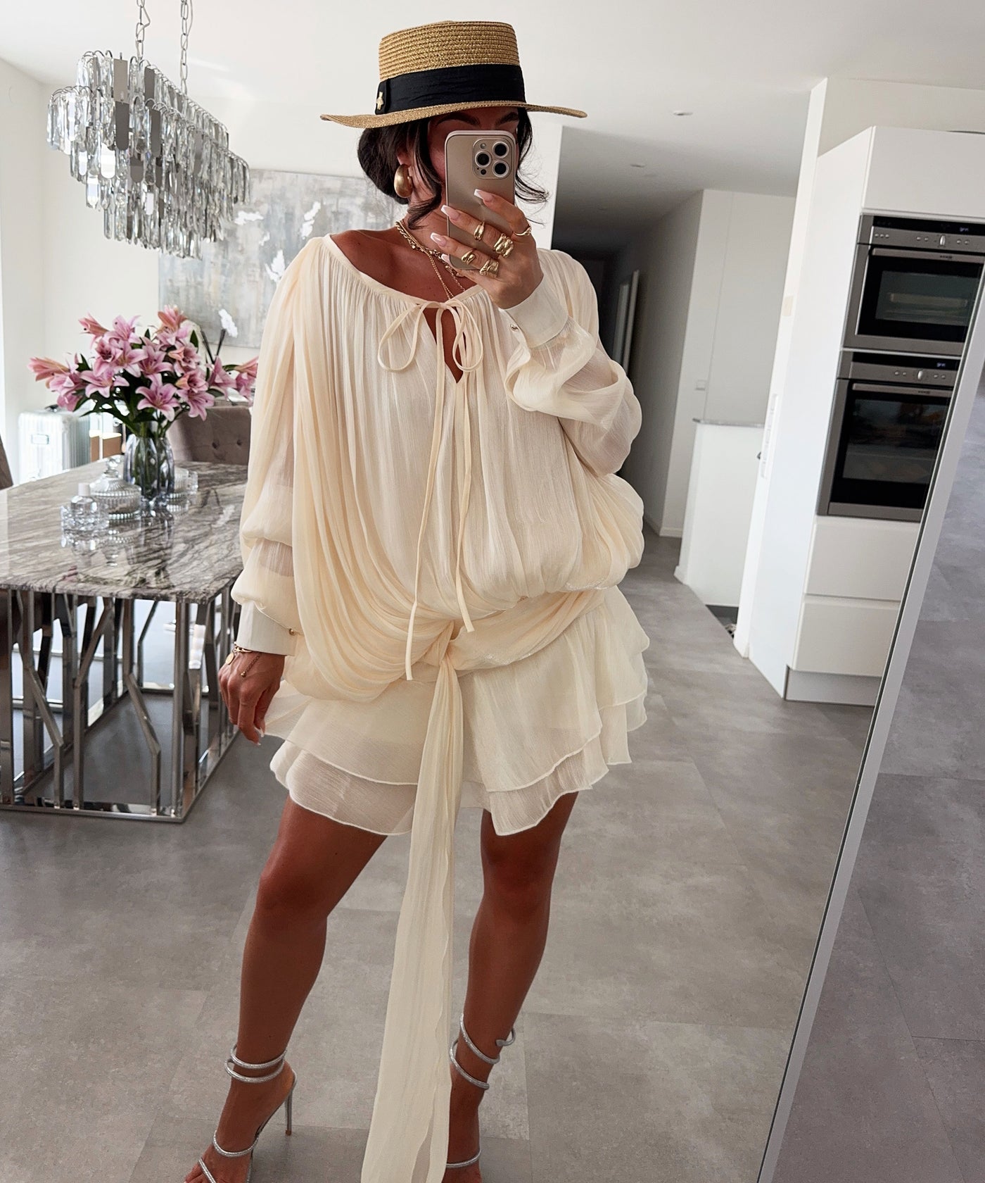 Mini Kleid Laisa Beige Ladypolitan ♡