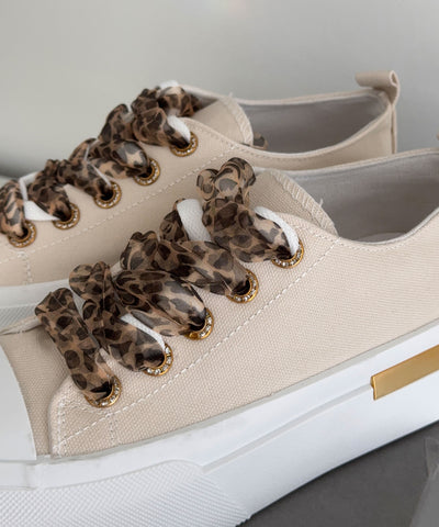 Sneaker Fabby Leo Beige Ladypolitan ♡