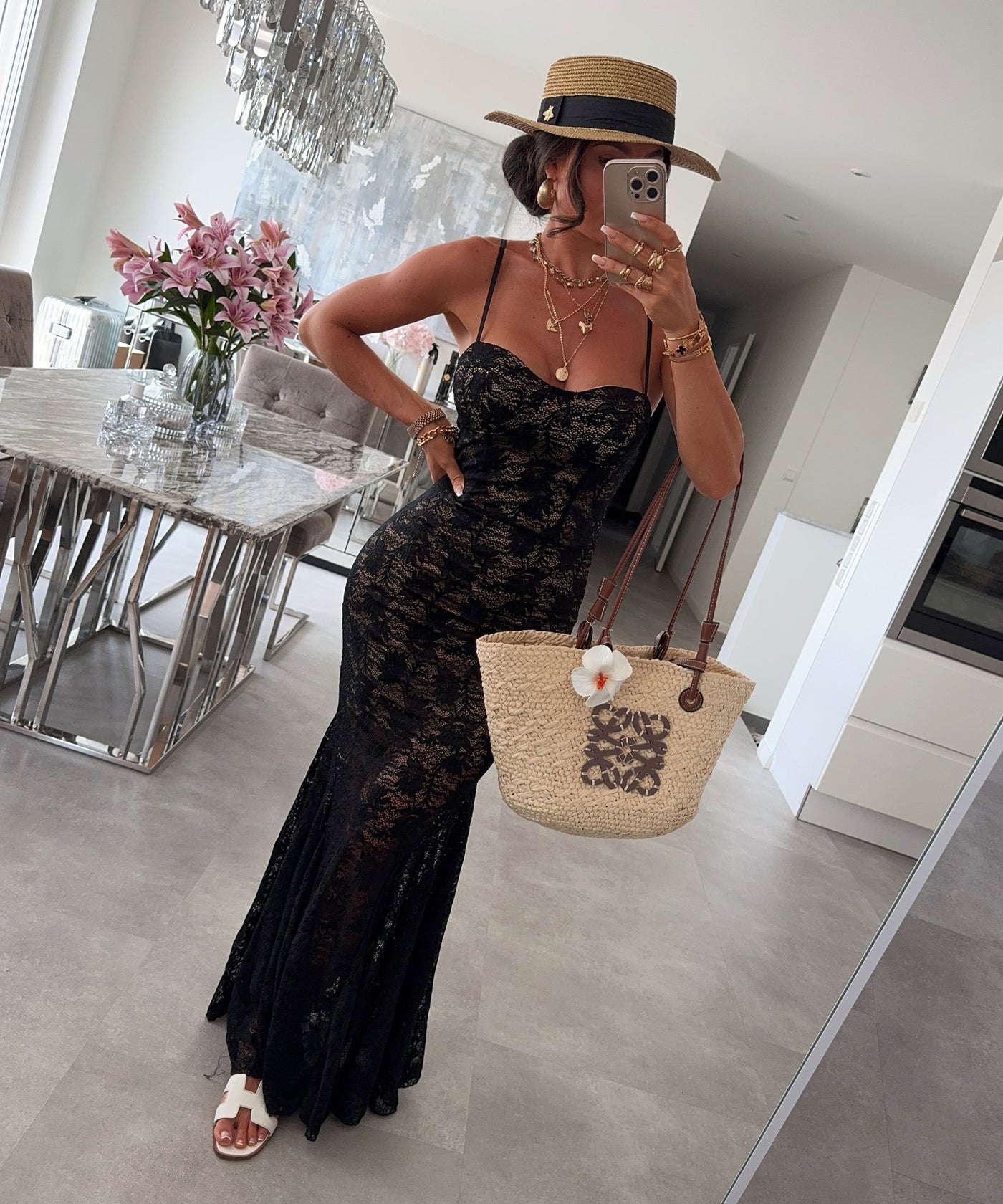 Kleid Elesaia Schwarz Ladypolitan ♡
